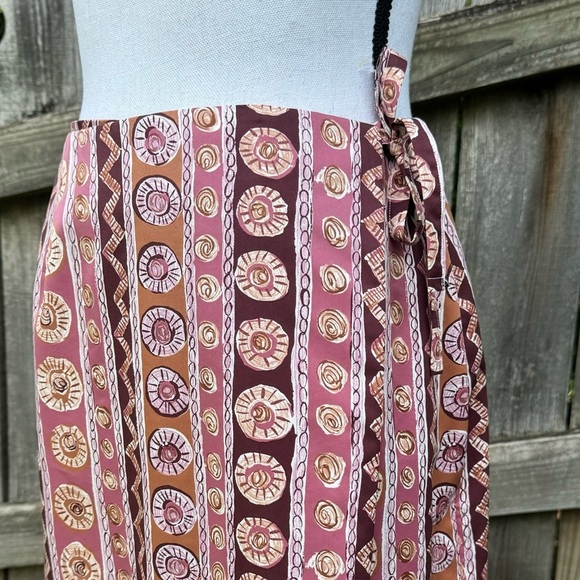 Medallion Stripe Maxi Wrap Skirt Sixe XS - Picture 5 of 10